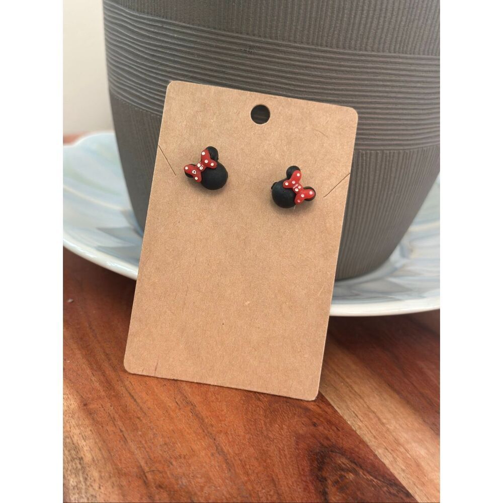 Minnie Mouse Black & Red Disneyland Classic Stud Earrings